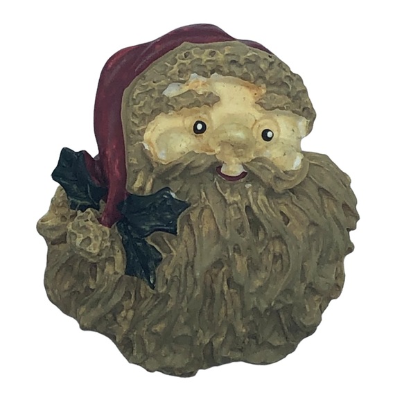 Resin Santa Clause Christmas Broach Pin - Picture 4 of 4